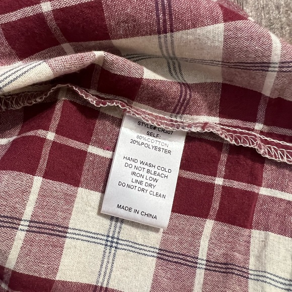 Maroon embroidered Layerz clothing top - Picture 4 of 4